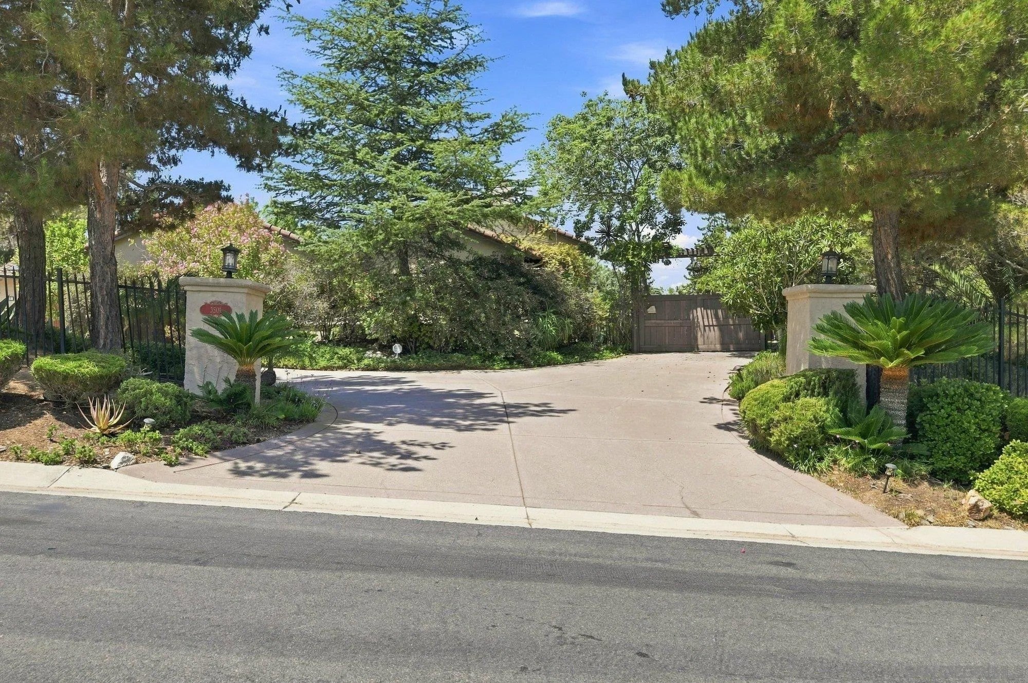3501 Lone Hill Lane
