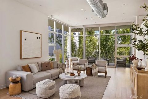 Property photo of 4080 Glencoe 311, Marina Del Rey, CA 90292