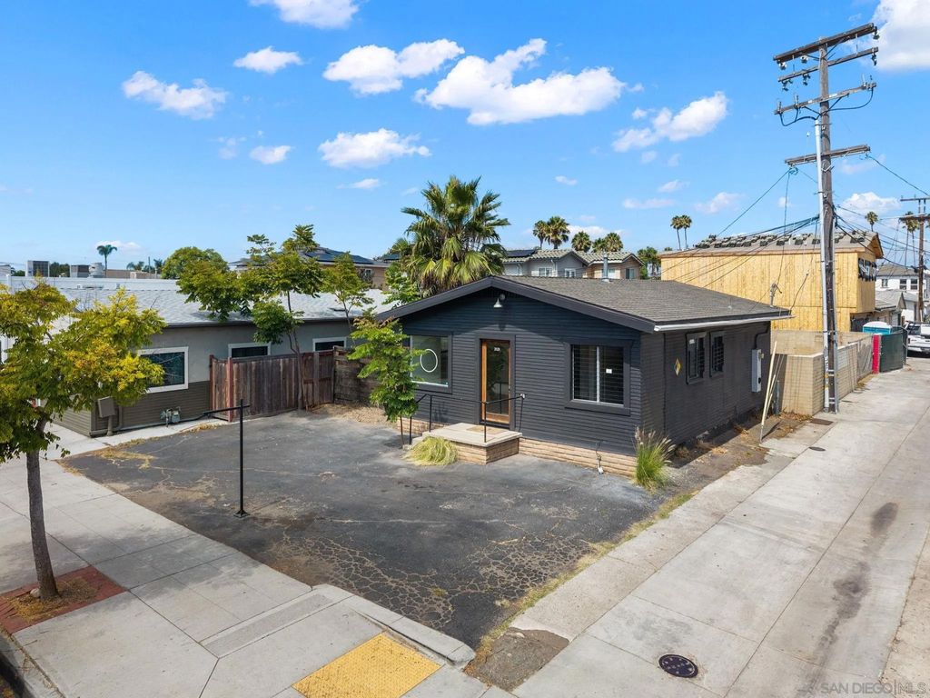 Photo of 2820 Adams Avenue, San Diego, CA 92116 (MLS # 250039259)