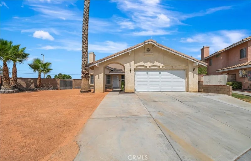 45136 Loma Vista