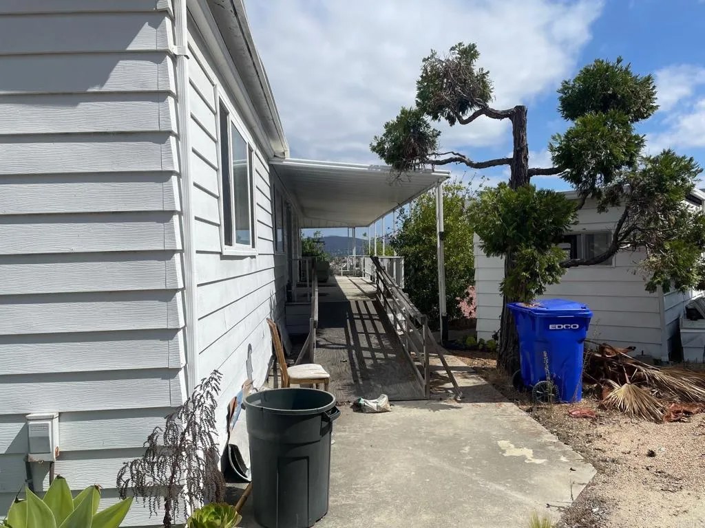 444 N El Camino Real 119