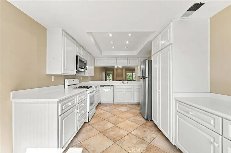 3375 Paseo Halcon