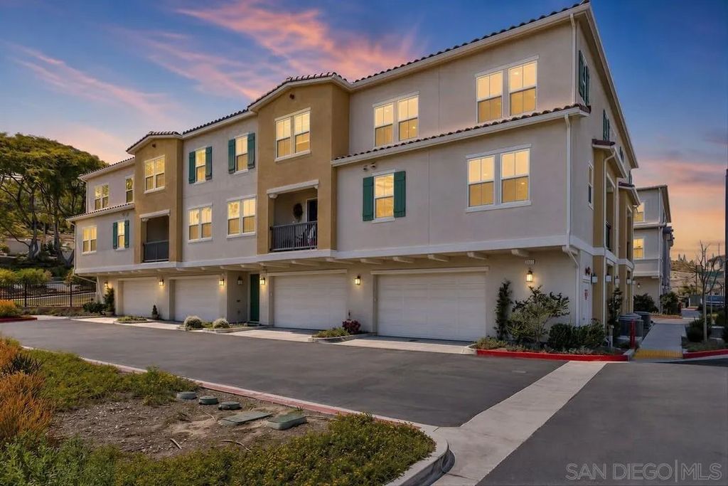 Photo of 2811 Safflower Street, Spring Valley, CA 91977 (MLS # 260012491)