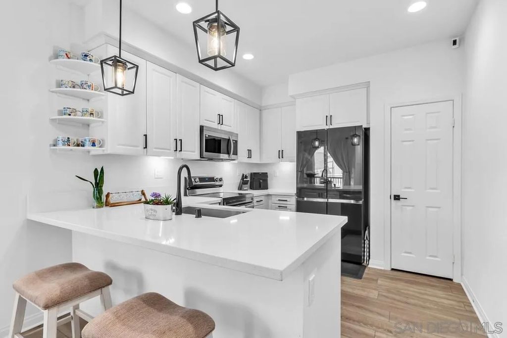 Photo of 2811 Safflower Street, Spring Valley, CA 91977 (MLS # 260012491)