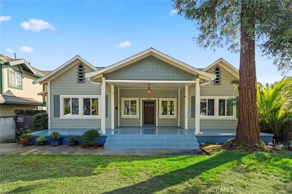 Photo of 334 Linwood Ave, Monrovia, CA 91016 (MLS # WS25243496)