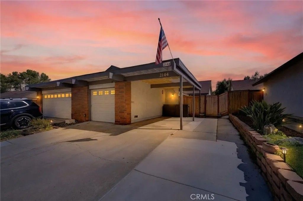 Photo of 2144 Country Place, Escondido, CA 92026 (MLS # SW26038184)