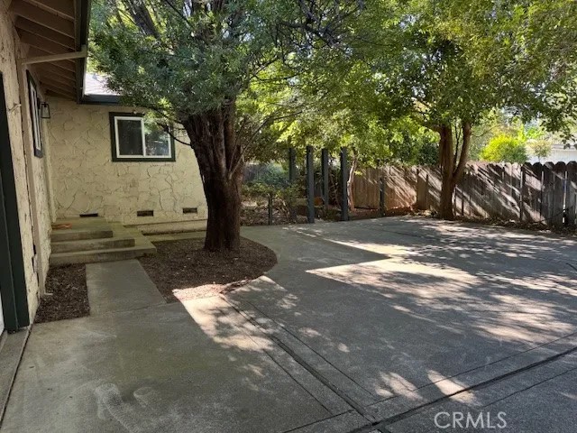 1022 Linden
