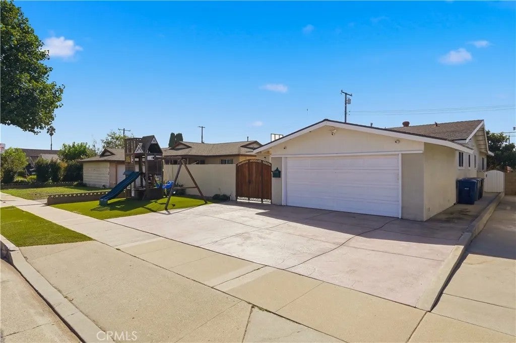 2346 W 234th