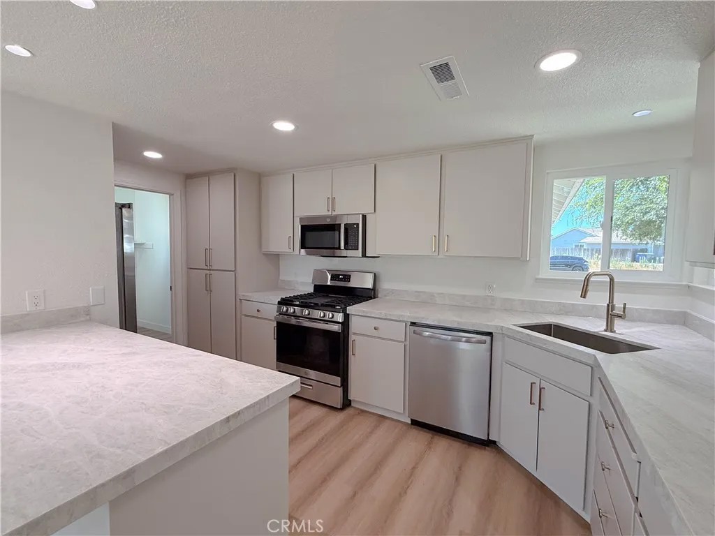 519 Rosehill Drive