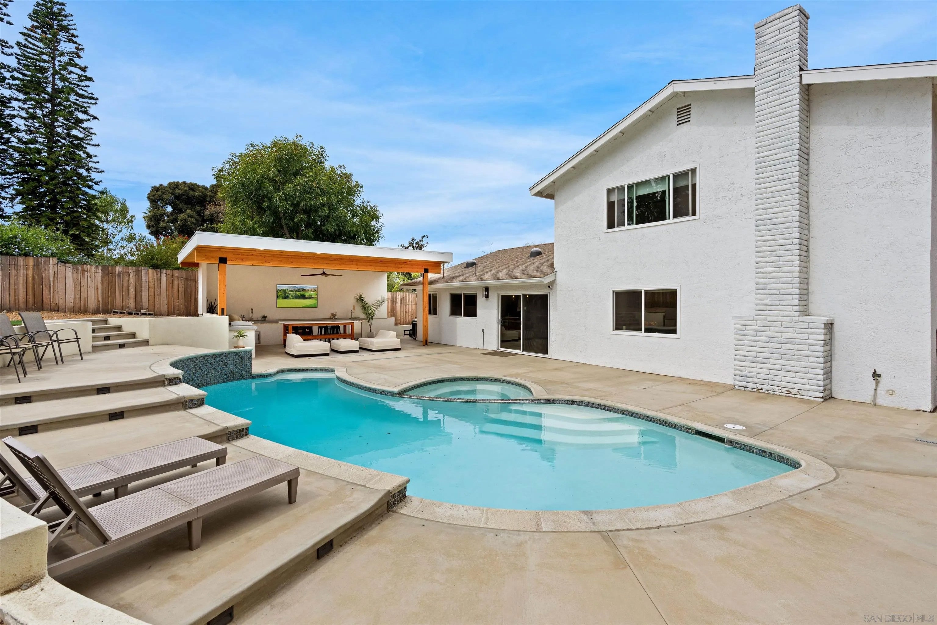 5762 Old Ranch Rd