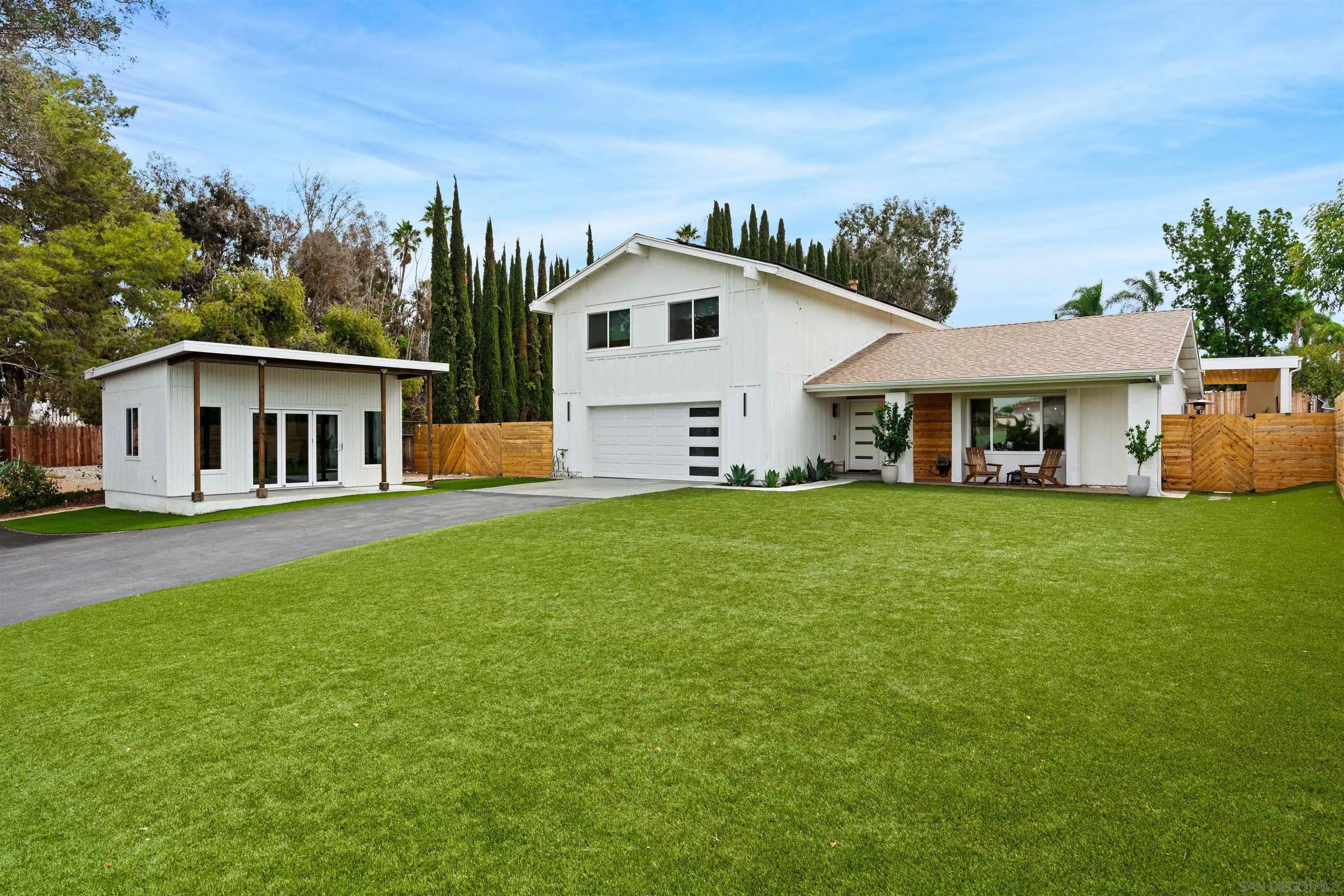5762 Old Ranch Rd