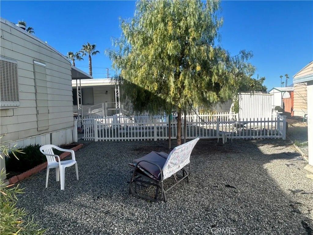 Photo of 332 N Lyon Ave #68, Hemet, CA 92543 (MLS # SW26012026)