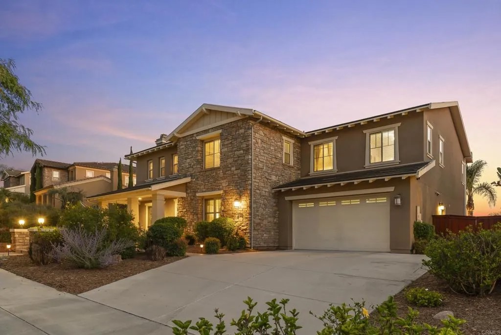 11550 Carowind Ln