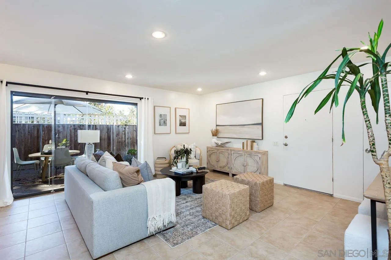 4371 Caminito Del Diamante 88