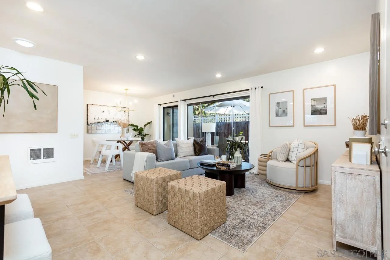 4371 Caminito Del Diamante 88