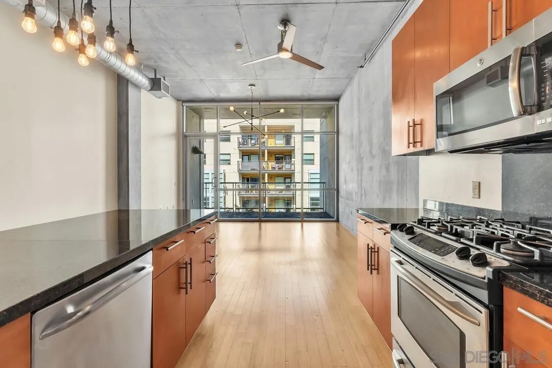 1025 Island Ave 407