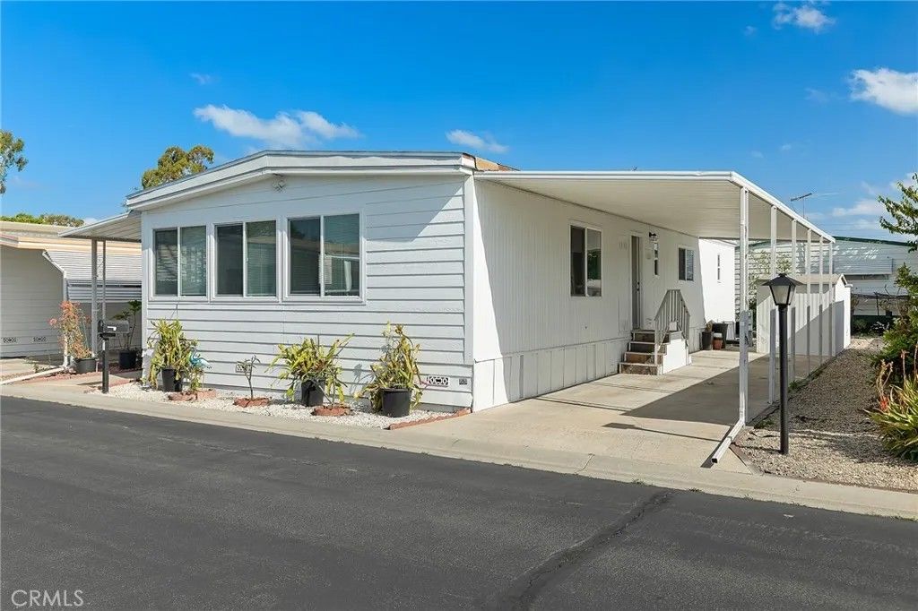 Photo of 10200 Bolsa Ave #34, Westminster, CA 92683 (MLS # OC26088672)