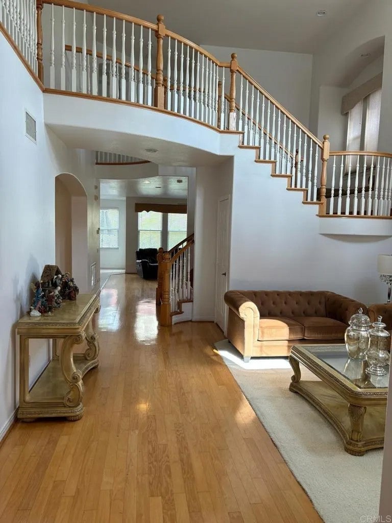 2721 Point Ct