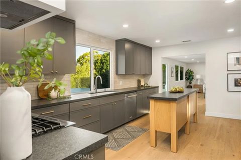 Tiny photo for 26633 Academy Dr, Palos Verdes Peninsula, CA 90274 (MLS # WS25247089)