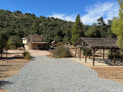 5049 CA-78 Santa Ysabel CA 92070