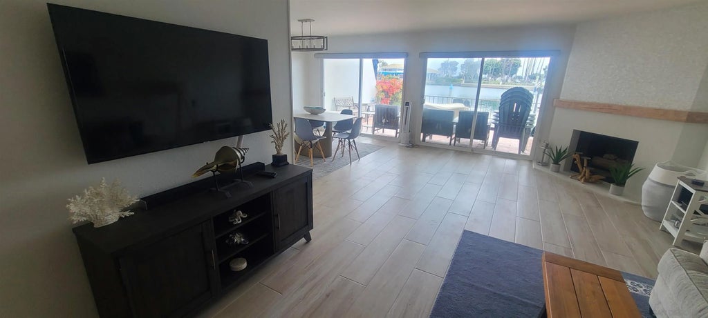 Photo of 9 Antigua Ct, Coronado, CA 92118 (MLS # 260025405)