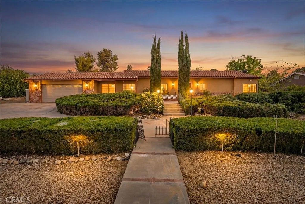 Photo of 31817 Saint Anne Drive, Llano, CA 93544 (MLS # SR26070896)