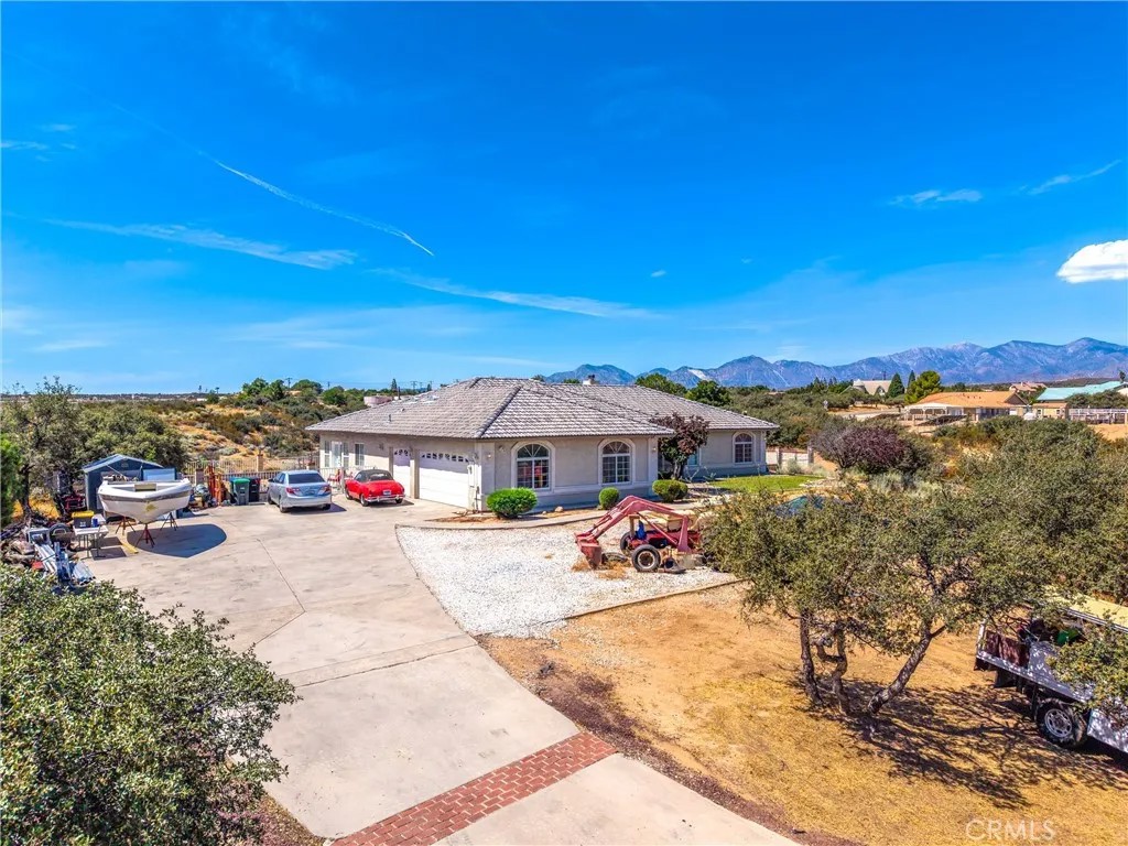 10505 Canyon