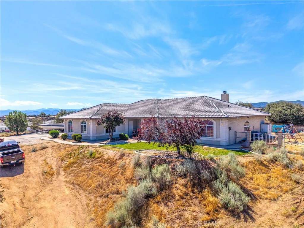 10505 Canyon