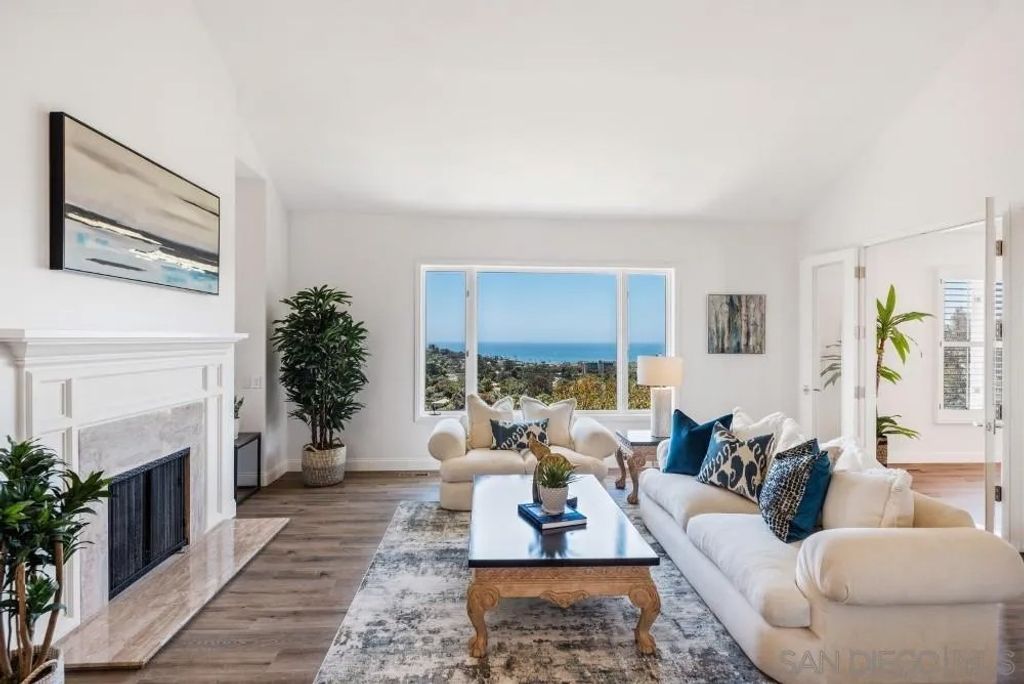 Photo of 2771 Saint Laurent Pl, La Jolla, CA 92037 (MLS # 250041156)