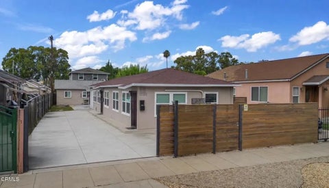 Photo of 3136-3138 Casitas Avenue, Los Angeles, CA 90039 (MLS # P1-28117)
