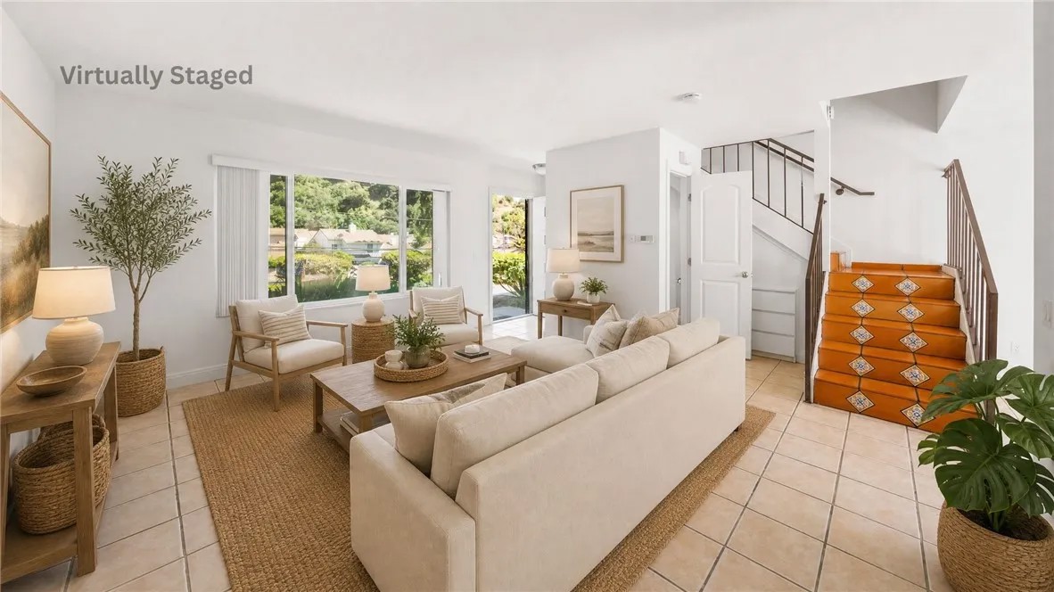 2222 Shady Hills