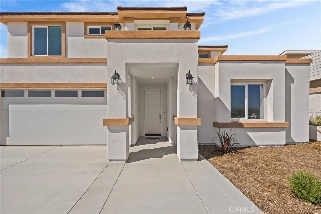 Photo of 16765 La Bella Villa, Riverside, CA 92503 (MLS # OC26045264)