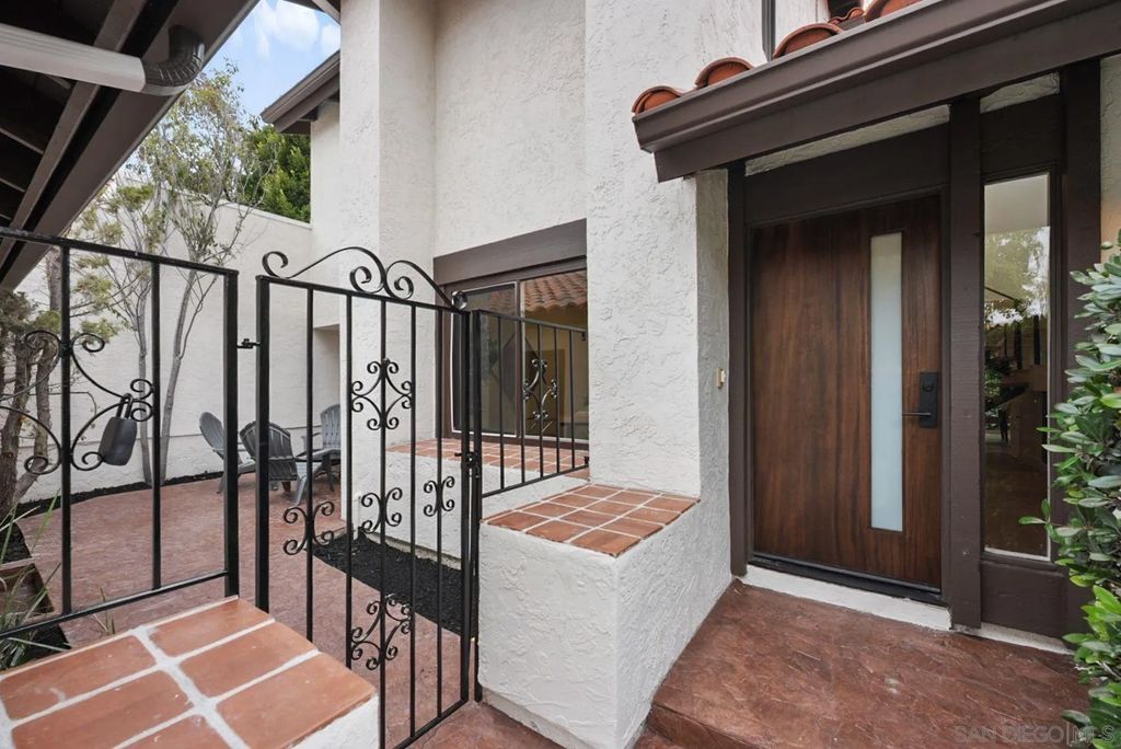 Photo of 630 Camino Ynez, Solana Beach, CA 92075 (MLS # 260011076)
