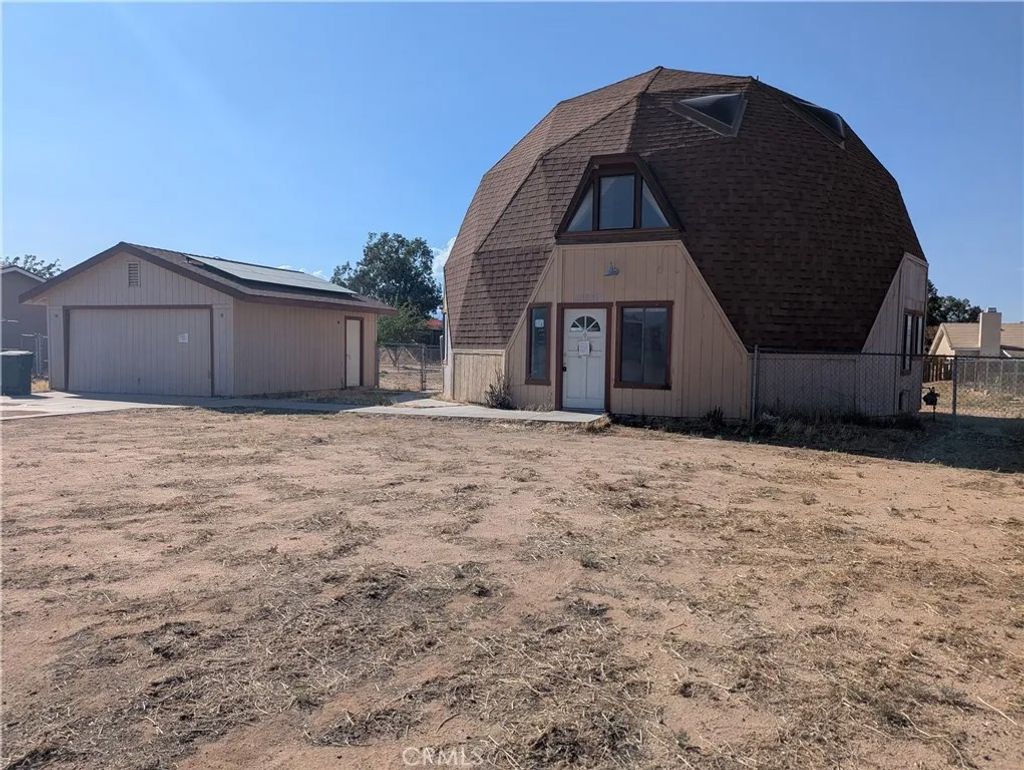 Photo of 22677 South Rd, Apple Valley, CA 92307 (MLS # CV25248767)