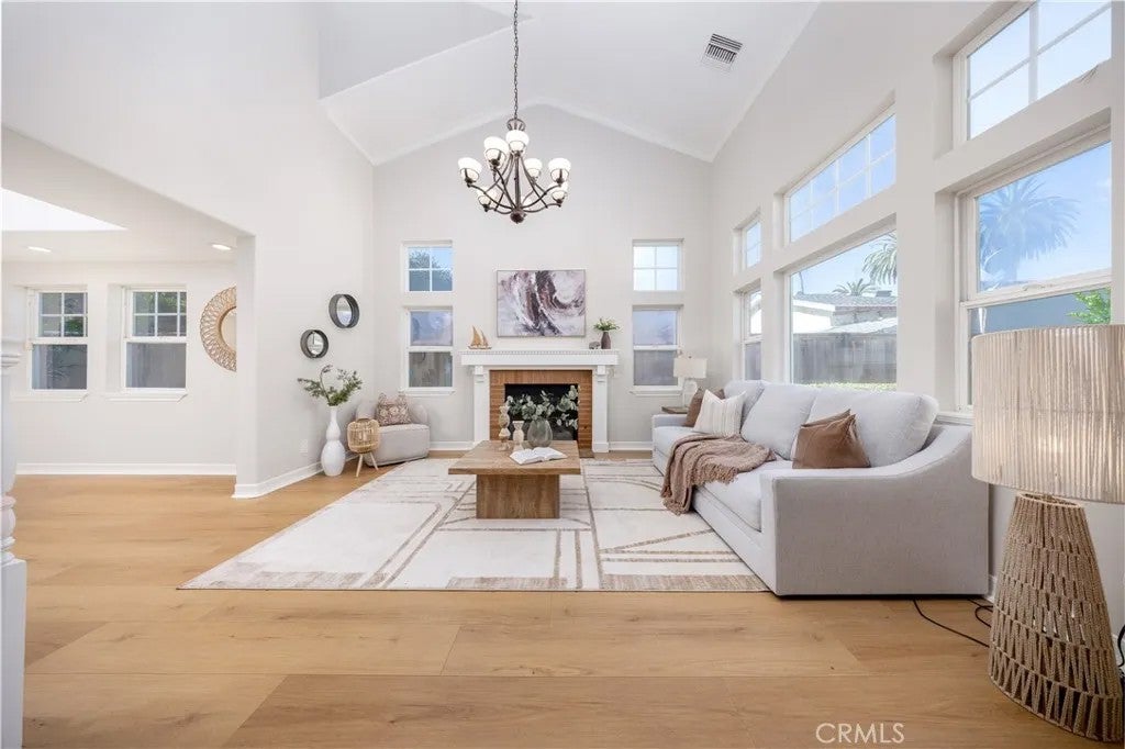 134 S Greenwood