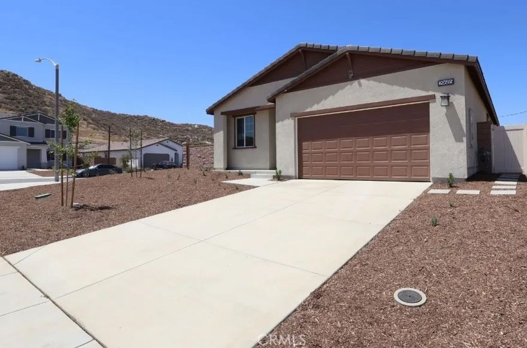 Photo of 29685 Lewis Circle, Winchester, CA 92596 (MLS # IV26044128)