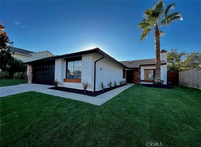 37749 Autumn Lane