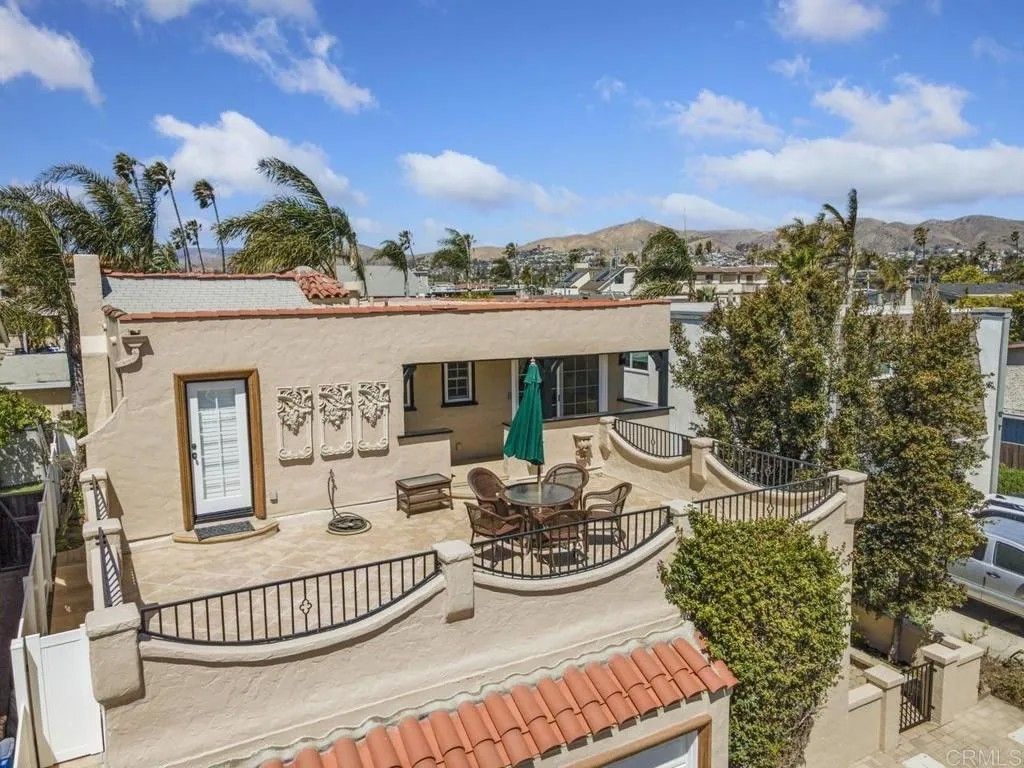 Photo of 1157 Winthrop Lane, Ventura, CA 93001 (MLS # NDP2603751)