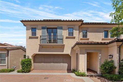 Photo of 58 Tollson, Irvine, CA 92620 (MLS # OC25245784)