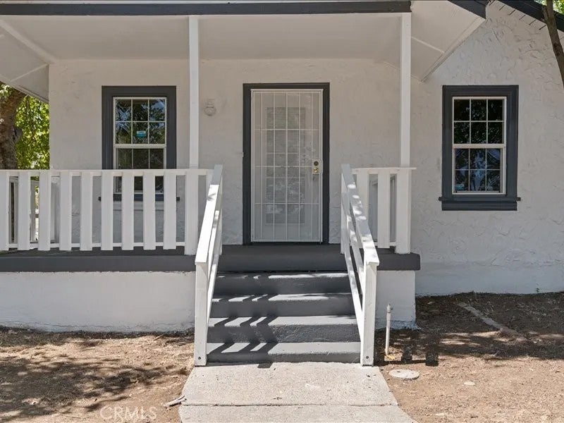 1220 Long Bar Road