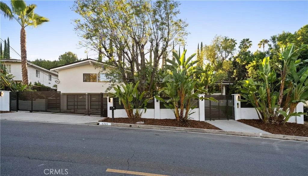 5265 Del Moreno Drive