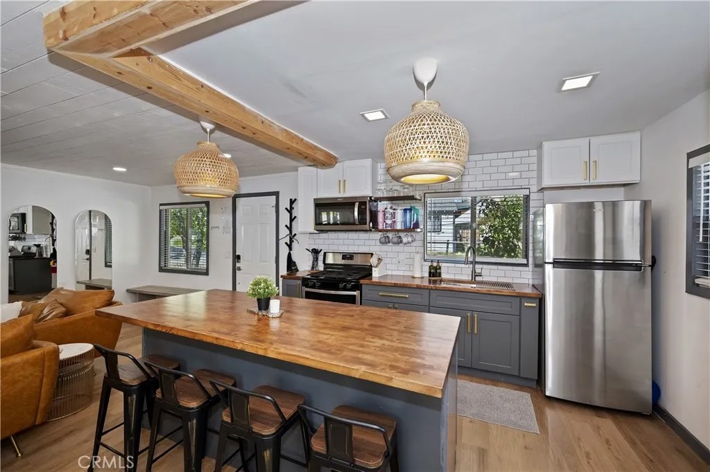 40042 Trail Of The Whispering Pines
