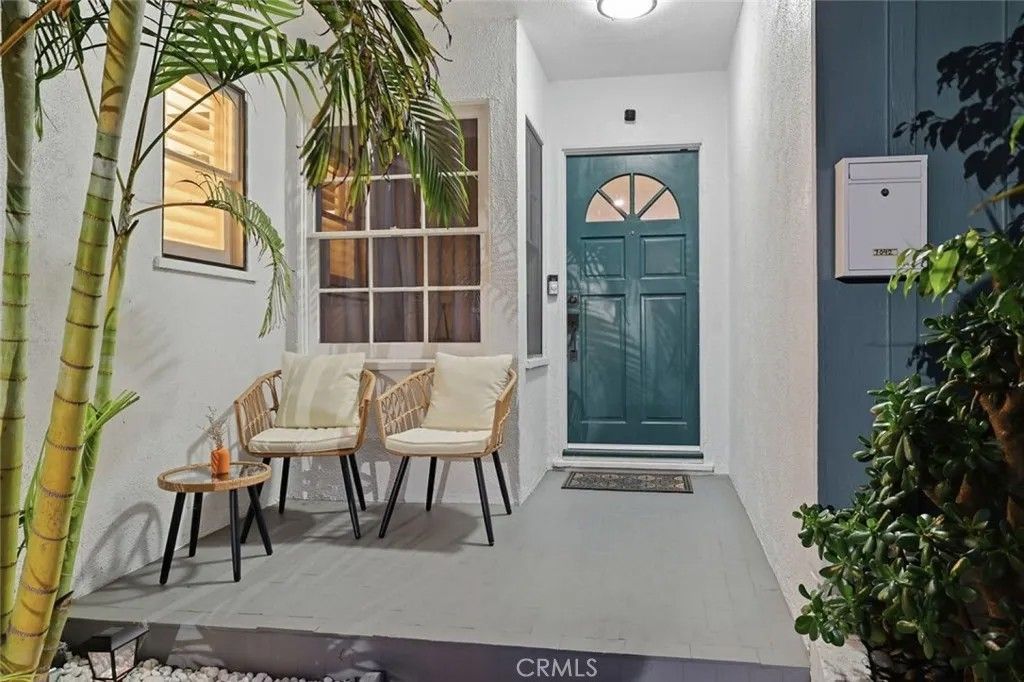 Photo of 7042 Morse Avenue, North Hollywood, CA 91605 (MLS # GD26035732)