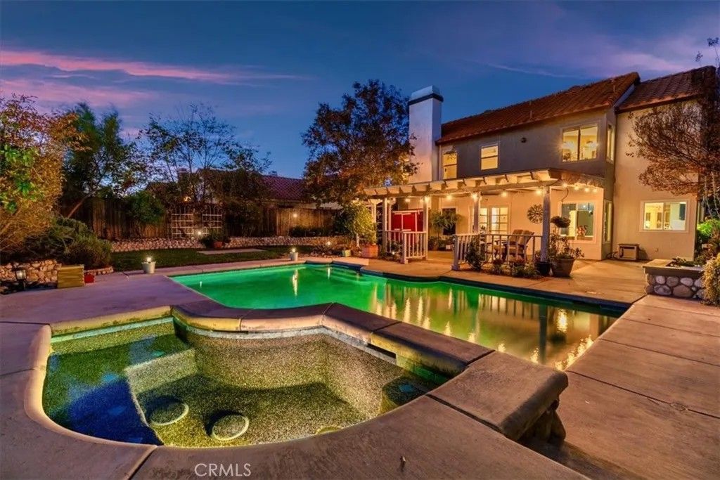 Photo of 20637 Mesa Oak Dr, Riverside, CA 92508 (MLS # IV25271389)