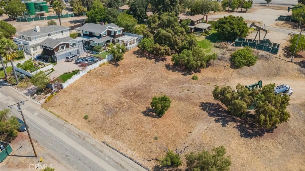 2420 Gaviota