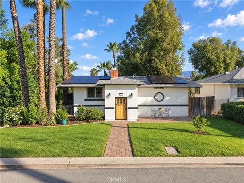 Photo of 19 Sherril Lane, Redlands, CA 92373 (MLS # IG26225194)