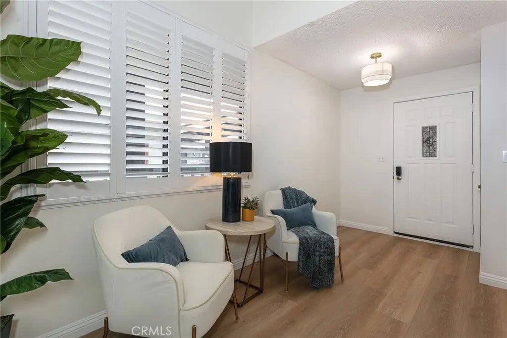 330 Cordova Street 327