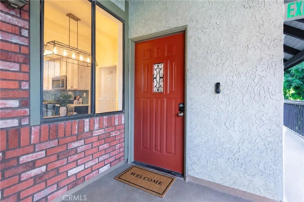 330 Cordova Street 327