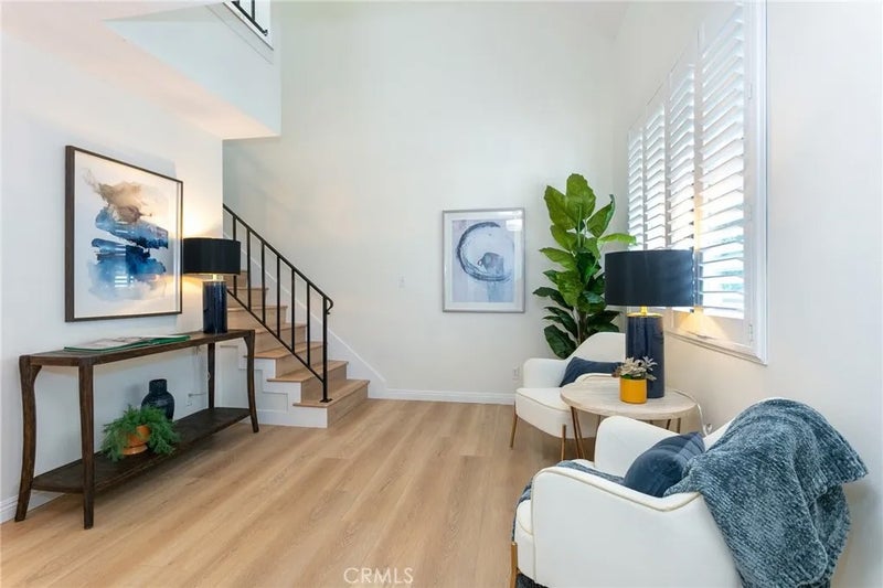 330 Cordova Street 327