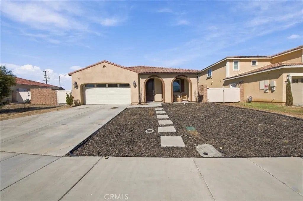 28886 Cattleman Circle